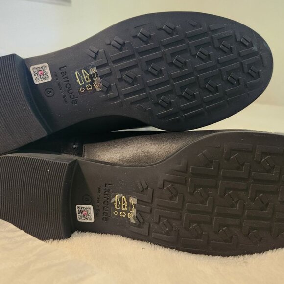 Larroudé Bergen Boot in Black - Picture 6 of 8